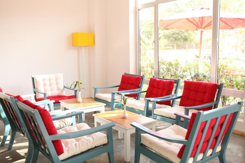 פנום פן The Frangipani Living Arts Hotel And Spa מראה חיצוני תמונה