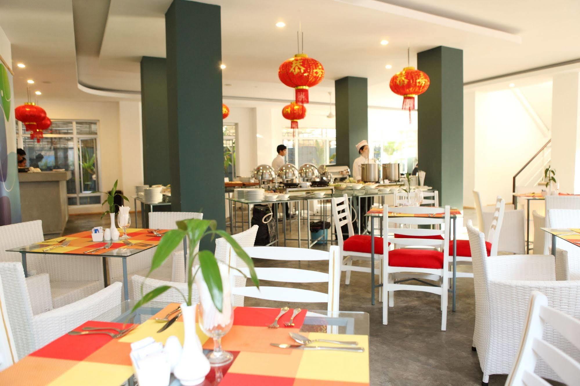 פנום פן The Frangipani Living Arts Hotel And Spa מראה חיצוני תמונה
